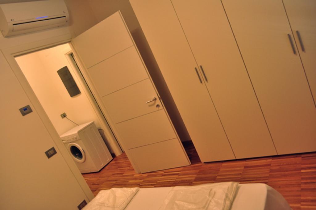 Adamo Ed Eva Resort Numana Rum bild